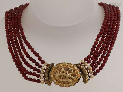 Spinel necklace with gold