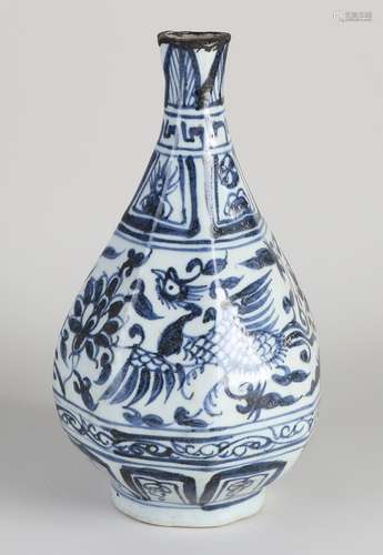 Chinese octagonal vase