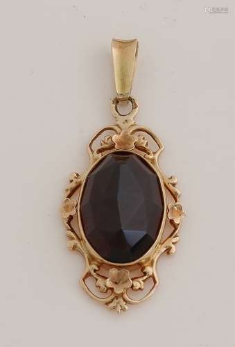 Gold garnet pendant