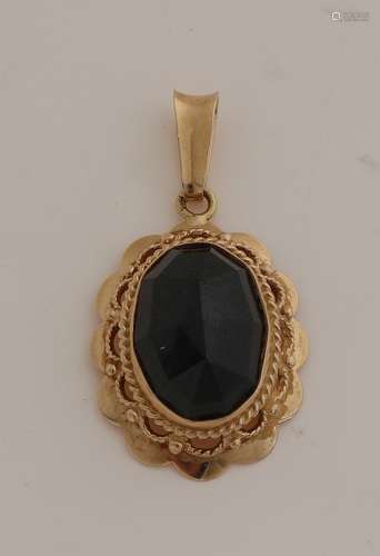 Gold garnet pendant