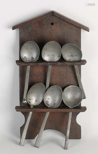 Spoon rack + 6 spoons