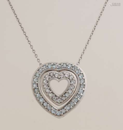 Silver necklace with heart pendant