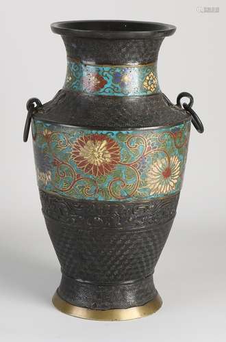 Japanese cloisonné vase, H 30.5 cm.