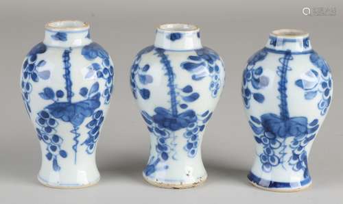 3 Chinese Cheng Lung vases