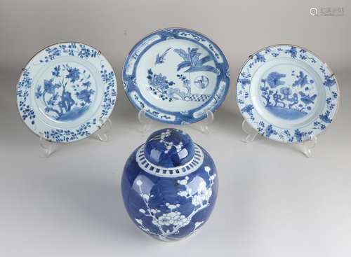 Lot of Chinese porcelain (4x)