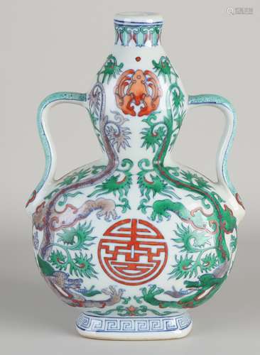 Chinese knobble vase