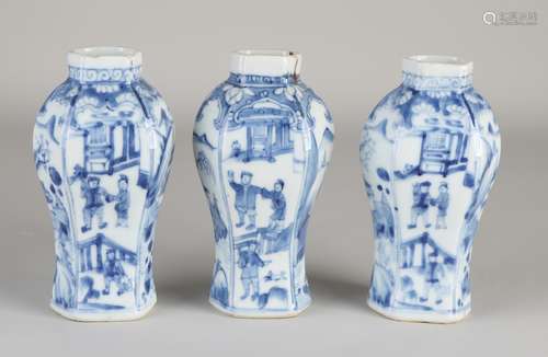 3 Chinese Kang Xi vases