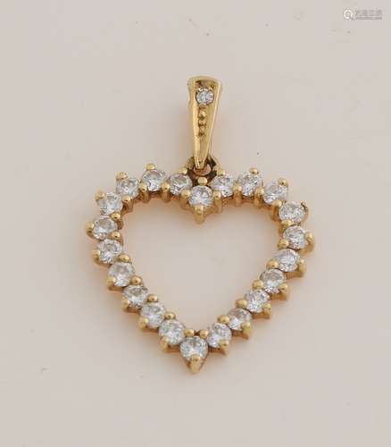 Gold heart pendant with diamond