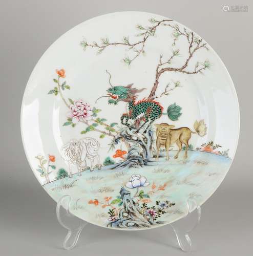 Chinese plate Ø 23 cm.