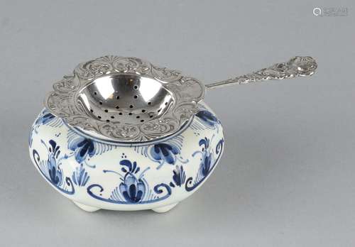 Silver tea strainer + drip tray