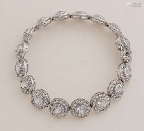 Silver bracelet with zirconia's