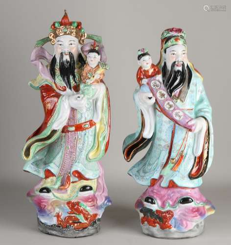 2 Chinese Buddha figures