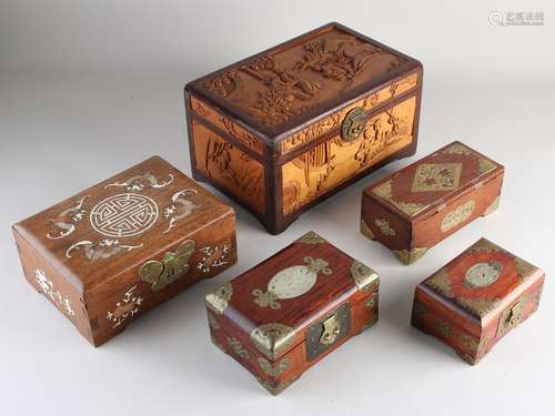 Five Chinese lidded boxes