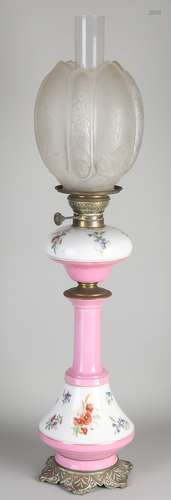 Porcelain kerosene lamp