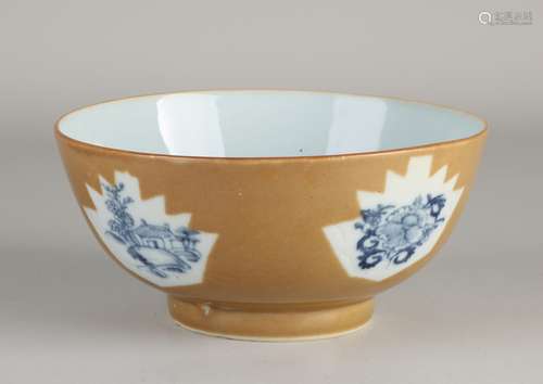 Chinese capuchine bowl Ø 14.8 cm.