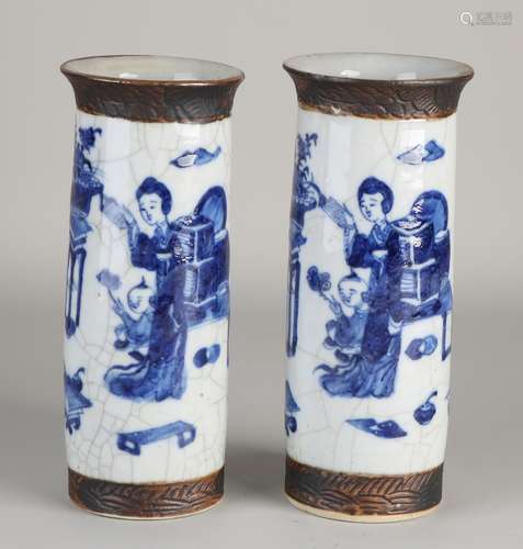 2 Chinese Cantonese vases