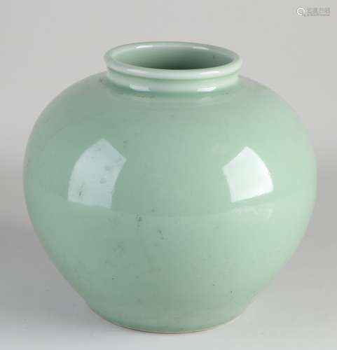 Chinese celadon vase, Ø 19 cm.