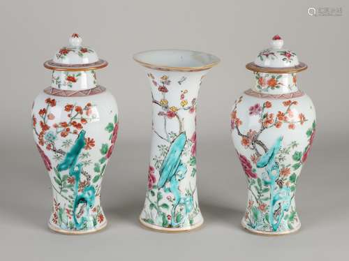 Three-piece Chinese garniture