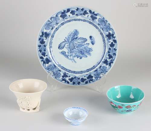 4 parts Chinese porcelain