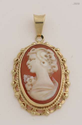 Gold Cameo pendant