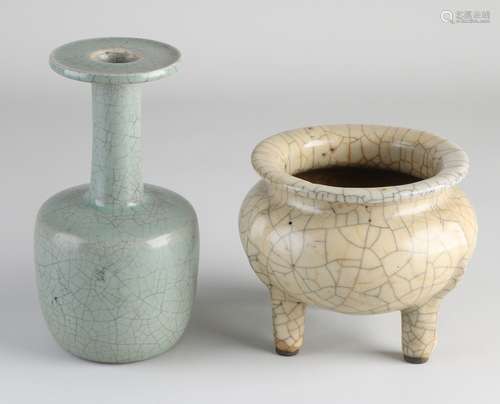 Two parts of Chinese celadon