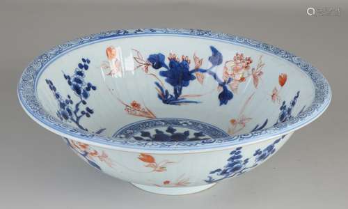 Chinese Imari Kang Xi bowl Ø 26.2 cm.