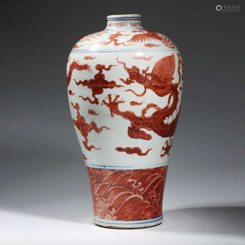 A CHINESE PORCELAIN IRON-RED DECORATION DRAGON MEIPING VASE