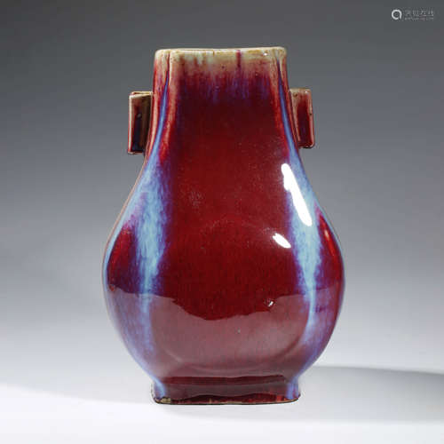 A CHINESE PORCELAIN DISCOLOR-GLAZED DOUBLE-EARED, ZUN