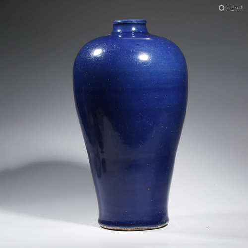 A CHINESE PORCELAIN BLUE-GLAZED MEIPING