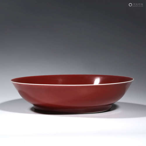 A CHINESE PORCELAIN RED-GLAZED DISH