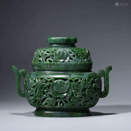 A CHINESE GREEN JADE CENSER WITH COVER