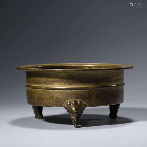 A CHINESE BRONZE TRIPOD CENSER