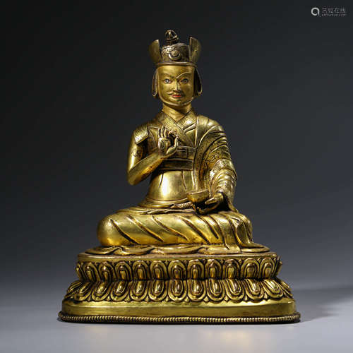 A CHINESE GITL-BRONZE PADMASAMBHAVA STATUE