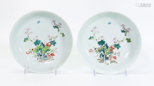 Pair Chinese Qing Famille Rose Porcelain Dishes