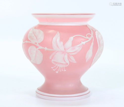 Thomas Webb Fuchsia Carved Cameo Art Glass Vase