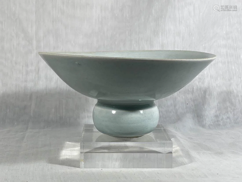 Chinese Qinbai Porcelain Bowl with Flare Out Rim