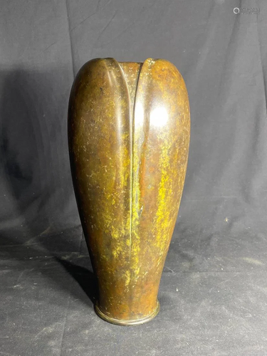 Japanese Modern Design Bronze Vase - Tulip