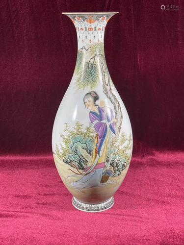 Chinese Eggshell Porcelain Vase with Lady Scene