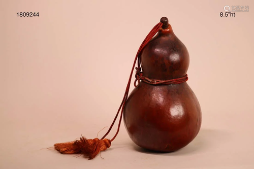 Japanese Double Gourd with Red Tassel