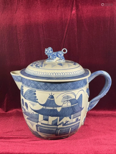 Large Chinese Export Blue White Porcelain Jar with