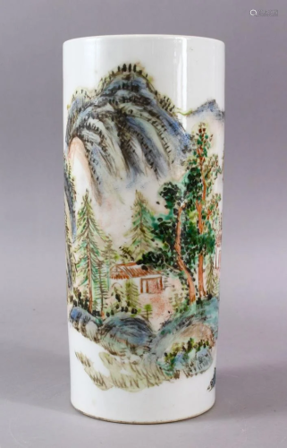 A CHINESE FAMILLE ROSE PORCELAIN SLEEVE POT, decorated