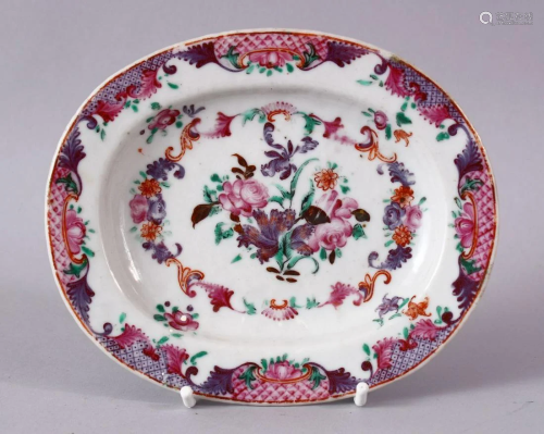 A 19TH CENTURY CHINESE OVAL SHAPED DISH, with floral