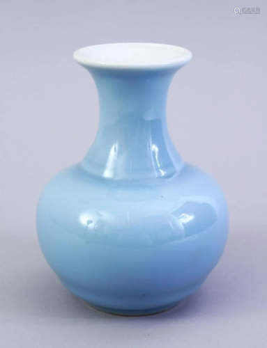 A GOOD DAOGUANG STYLE CHINESE SKY BLUE GLAZED PORCEL…
