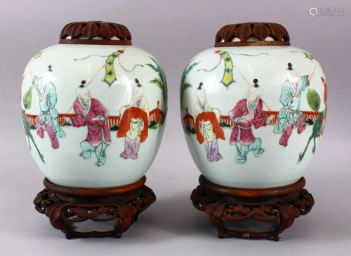 A PAIR OF 19TH / 20TH CENTURY CHINESE FAMILLE ROSE