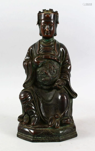 A GOOD CHINESE 19TH / 20TH CENTURY BRONZE FIGURE OF A