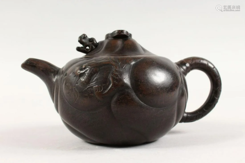 A GOOD CHINESE YIXING CLAY DRAGON TEAPOT, the body of