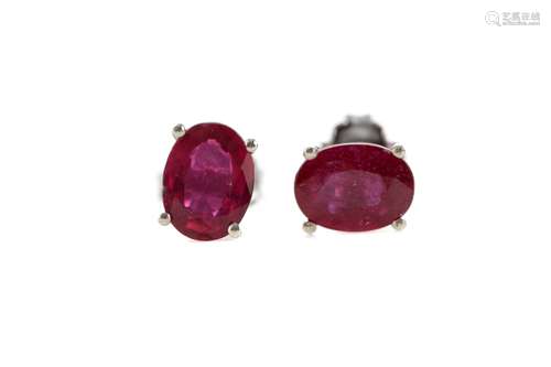 A PAIR OF TREATED RUBY STUD EARRINGS