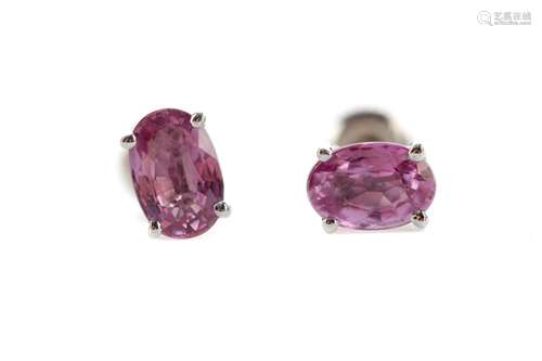 A PAIR OF PINK SAPPHIRE STUD EARRINGS