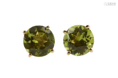 A PAIR OF PERIDOT STUD EARRINGS