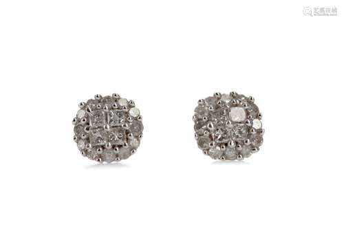 A PAIR OF DIAMOND CLUSTER STUD EARRINGS